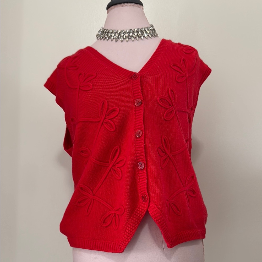 Vintage red Karen Scott knit vest in size large